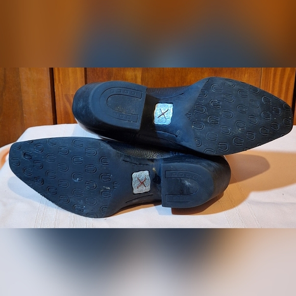 TWISTED X Leather cowboy boots.  Black with black stitching. Size 7 1/2 - Picture 7 of 8